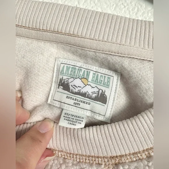 AE Cozy Crewneck Pullover - Picture 3 of 4